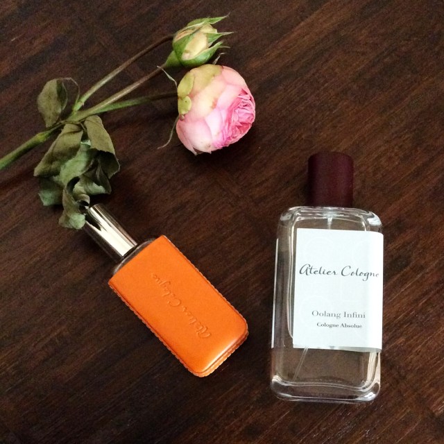 MY new Oolong Infini and its partner in crime, Vetiver Fatal in hermèsian orange.