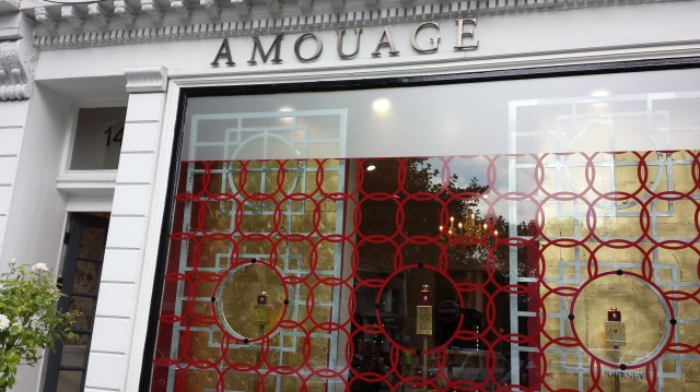 Amouage front[1]