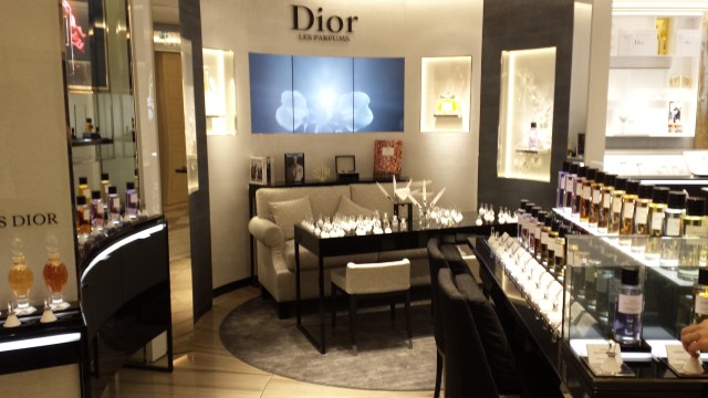 Dior[1]