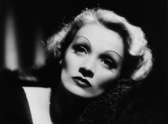 Marlene-Dietrich-Look-Makeup-Max-Factor_high